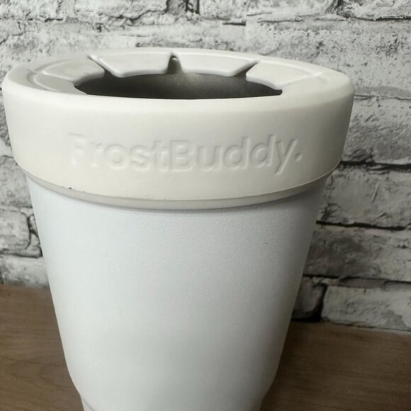 NWOT FrostBuddy Universal Cup Insulator To Go Buddy ONE SIZE (White) 12-32oz - Picture 4 of 10